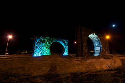 Le bois a de droles de couleurs la nuit_4549125032_l.jpg